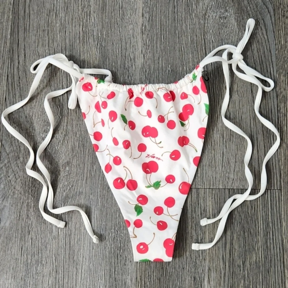 New!Frankie's Bikinis Tia‎ Bottom in Cherry Bomb